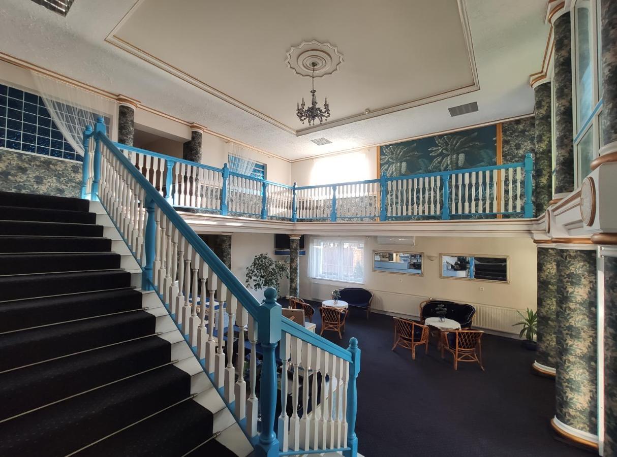 Motel Drabek Тарновськє-Гури Екстер'єр фото