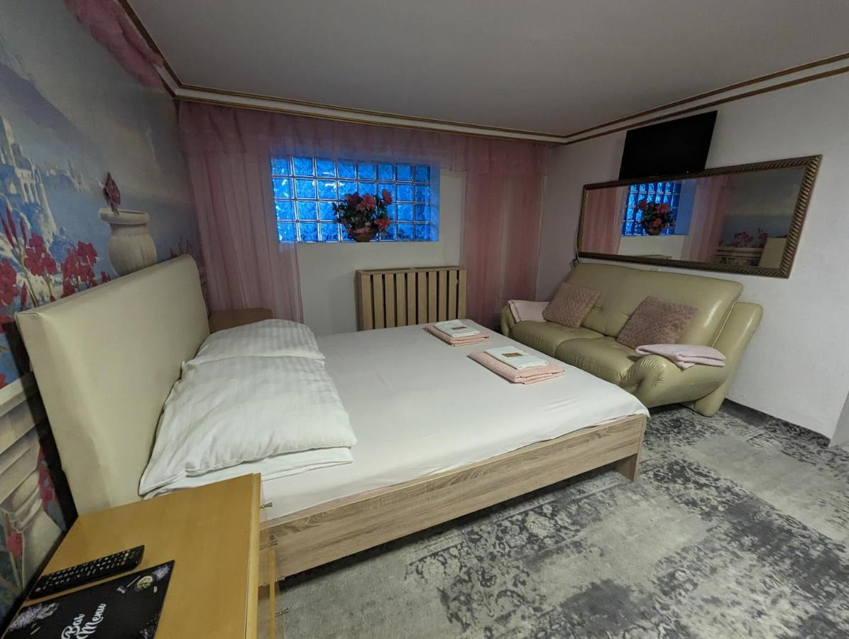 Motel Drabek Тарновськє-Гури Екстер'єр фото